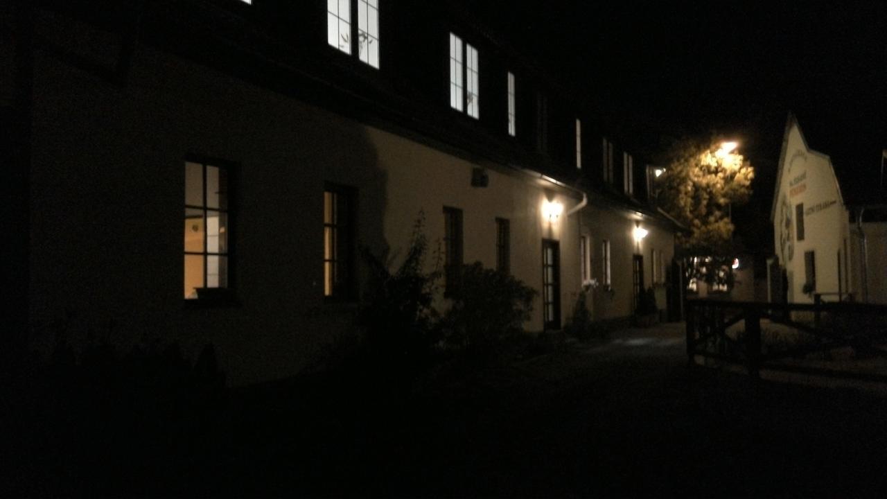 Penzion Na Jizdarne Stary Plzenec Exterior foto
