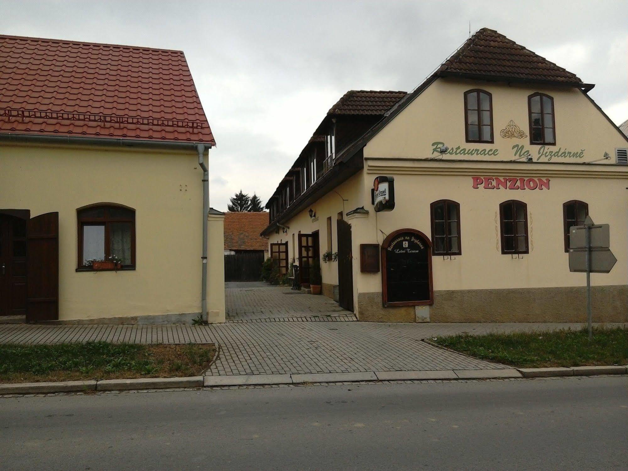 Penzion Na Jizdarne Stary Plzenec Exterior foto